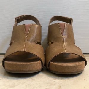 Brown Aerosoles Wedges Size 6.5